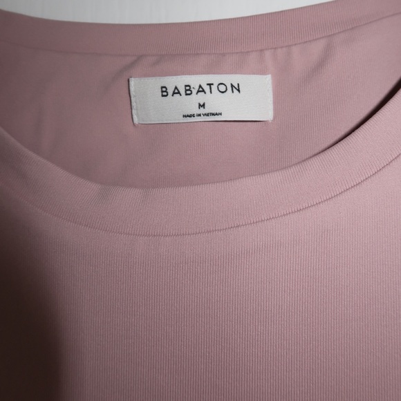 Aritzia’s Babaton Contour Muscle Bodysuit - Picture 2 of 4